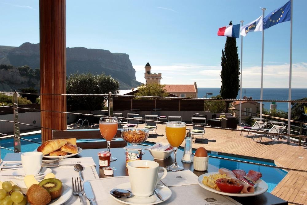 Best Western Plus Hotel La Rade Cassis Bagian luar foto