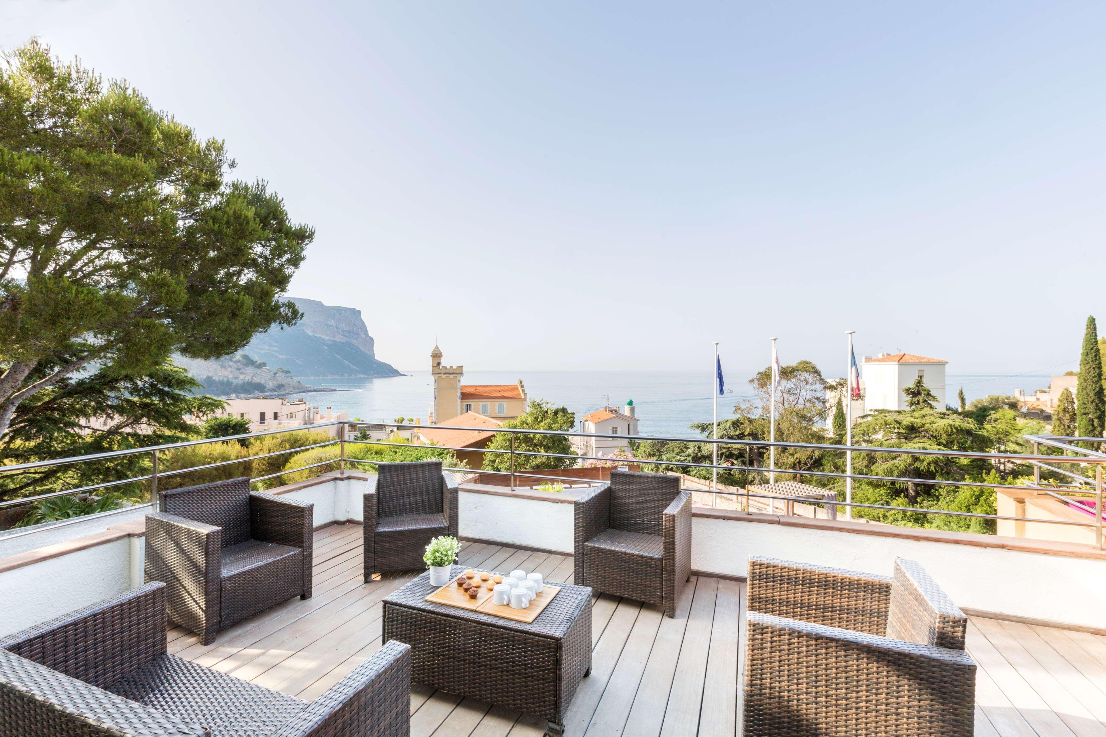 Best Western Plus Hotel La Rade Cassis Bagian luar foto